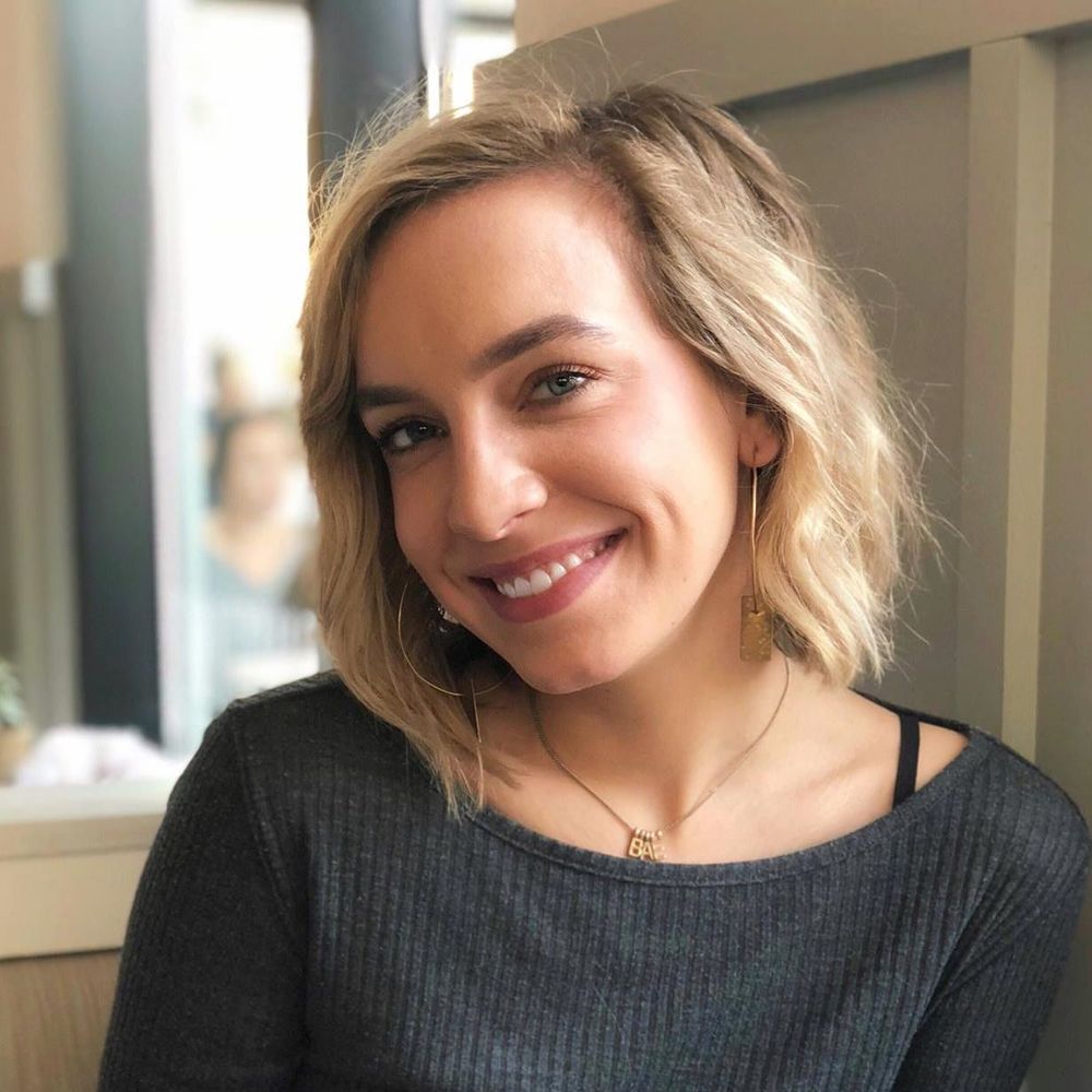 Meet your Posher, Julia